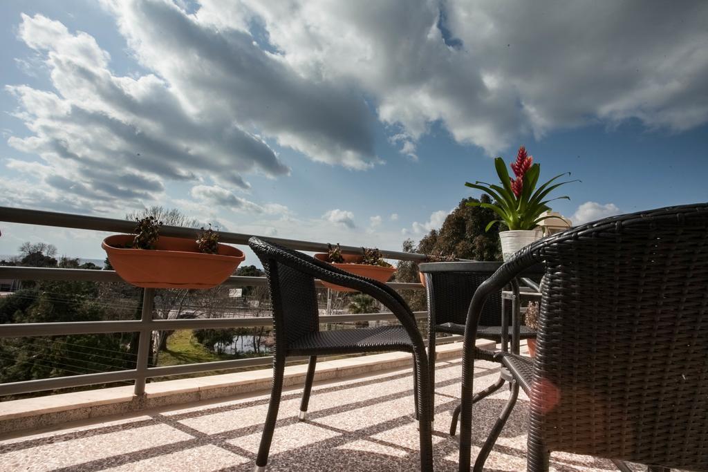 Minavra Hotel 2*